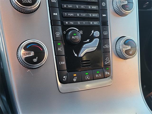 2018 Volvo V60 Cross Country T5, available for sale in Stratford, Connecticut | Wiz Leasing Inc. Stratford, Connecticut 2018 Volvo V60 Cross Country T5, available for sale in Stratford, Connecticut | Wiz Leasing Inc. Stratford, Connecticut