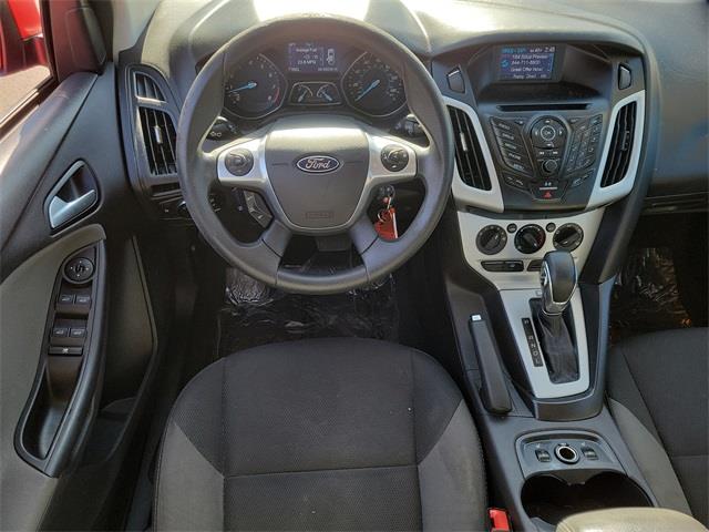 2014 Ford Focus SE, available for sale in Stratford, Connecticut | Wiz Leasing Inc. Stratford, Connecticut 2014 Ford Focus SE, available for sale in Stratford, Connecticut | Wiz Leasing Inc. Stratford, Connecticut