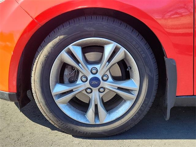 2014 Ford Focus SE, available for sale in Stratford, Connecticut | Wiz Leasing Inc. Stratford, Connecticut 2014 Ford Focus SE, available for sale in Stratford, Connecticut | Wiz Leasing Inc. Stratford, Connecticut