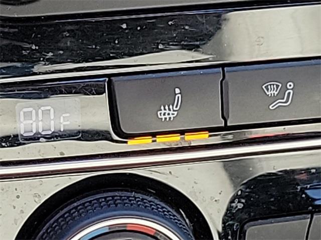 2016 Volkswagen Passat SEL, available for sale in Stratford, Connecticut | Wiz Leasing Inc. Stratford, Connecticut 2016 Volkswagen Passat SEL, available for sale in Stratford, Connecticut | Wiz Leasing Inc. Stratford, Connecticut