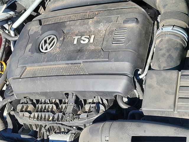 2016 Volkswagen Passat SEL, available for sale in Stratford, Connecticut | Wiz Leasing Inc. Stratford, Connecticut 2016 Volkswagen Passat SEL, available for sale in Stratford, Connecticut | Wiz Leasing Inc. Stratford, Connecticut