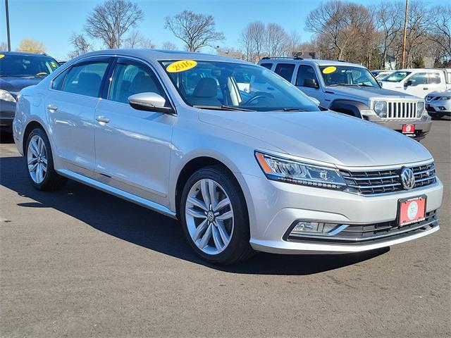 2016 Volkswagen Passat SEL, available for sale in Stratford, Connecticut | Wiz Leasing Inc. Stratford, Connecticut 2016 Volkswagen Passat SEL, available for sale in Stratford, Connecticut | Wiz Leasing Inc. Stratford, Connecticut