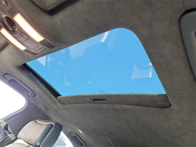 2008 Audi S8 5.2, available for sale in Stratford, Connecticut | Wiz Leasing Inc. Stratford, Connecticut 2008 Audi S8 5.2, available for sale in Stratford, Connecticut | Wiz Leasing Inc. Stratford, Connecticut