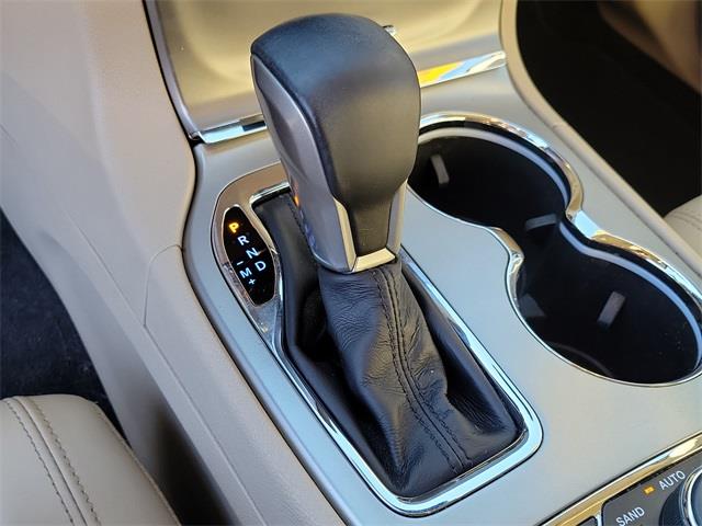 2019 Jeep Grand Cherokee Limited, available for sale in Stratford, Connecticut | Wiz Leasing Inc. Stratford, Connecticut 2019 Jeep Grand Cherokee Limited, available for sale in Stratford, Connecticut | Wiz Leasing Inc. Stratford, Connecticut
