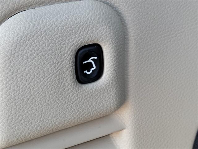 2019 Jeep Grand Cherokee Limited, available for sale in Stratford, Connecticut | Wiz Leasing Inc. Stratford, Connecticut 2019 Jeep Grand Cherokee Limited, available for sale in Stratford, Connecticut | Wiz Leasing Inc. Stratford, Connecticut