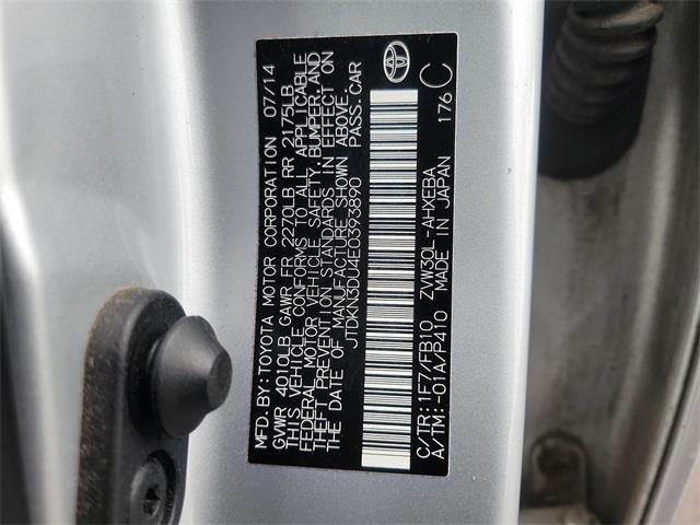 2014 Toyota Prius Three, available for sale in Stratford, Connecticut | Wiz Leasing Inc. Stratford, Connecticut 2014 Toyota Prius Three, available for sale in Stratford, Connecticut | Wiz Leasing Inc. Stratford, Connecticut
