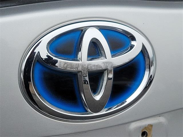 2014 Toyota Prius Three, available for sale in Stratford, Connecticut | Wiz Leasing Inc. Stratford, Connecticut 2014 Toyota Prius Three, available for sale in Stratford, Connecticut | Wiz Leasing Inc. Stratford, Connecticut