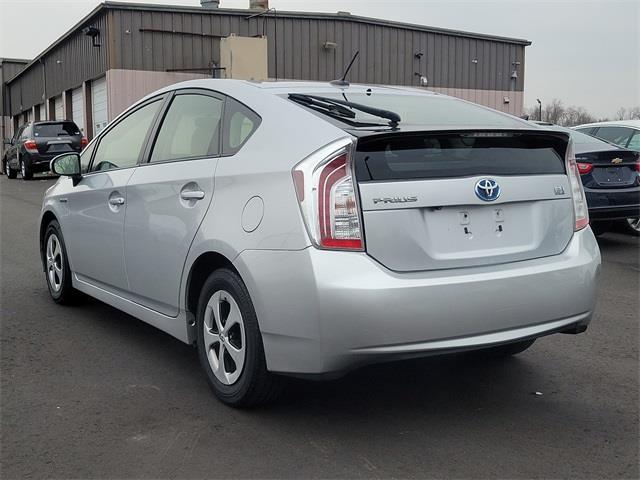 2014 Toyota Prius Three, available for sale in Stratford, Connecticut | Wiz Leasing Inc. Stratford, Connecticut 2014 Toyota Prius Three, available for sale in Stratford, Connecticut | Wiz Leasing Inc. Stratford, Connecticut