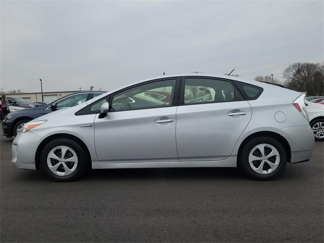2014 Toyota Prius Three, available for sale in Stratford, Connecticut | Wiz Leasing Inc. Stratford, Connecticut 2014 Toyota Prius Three, available for sale in Stratford, Connecticut | Wiz Leasing Inc. Stratford, Connecticut
