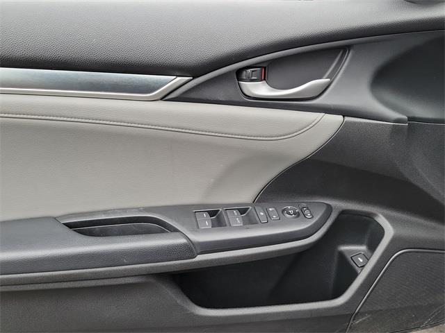 2016 Honda Civic Touring, available for sale in Stratford, Connecticut | Wiz Leasing Inc. Stratford, Connecticut 2016 Honda Civic Touring, available for sale in Stratford, Connecticut | Wiz Leasing Inc. Stratford, Connecticut