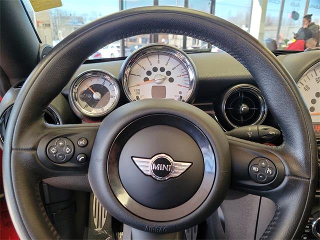 2013 Mini Cooper s Base, available for sale in Stratford, Connecticut | Wiz Leasing Inc. Stratford, Connecticut 2013 Mini Cooper s Base, available for sale in Stratford, Connecticut | Wiz Leasing Inc. Stratford, Connecticut