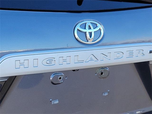 2010 Toyota Highlander SE, available for sale in Stratford, Connecticut | Wiz Leasing Inc. Stratford, Connecticut 2010 Toyota Highlander SE, available for sale in Stratford, Connecticut | Wiz Leasing Inc. Stratford, Connecticut