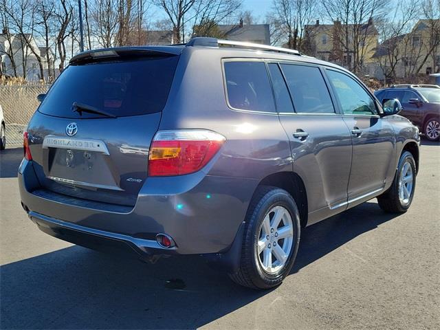 2010 Toyota Highlander SE, available for sale in Stratford, Connecticut | Wiz Leasing Inc. Stratford, Connecticut 2010 Toyota Highlander SE, available for sale in Stratford, Connecticut | Wiz Leasing Inc. Stratford, Connecticut