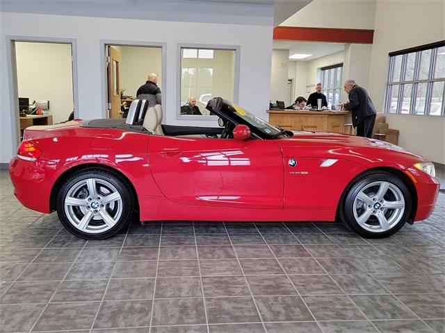 2012 BMW Z4 sDrive28i, available for sale in Stratford, Connecticut | Wiz Leasing Inc. Stratford, Connecticut 2012 BMW Z4 sDrive28i, available for sale in Stratford, Connecticut | Wiz Leasing Inc. Stratford, Connecticut