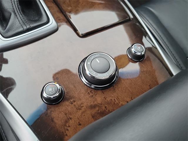 2014 Infiniti Qx60 Base, available for sale in Stratford, Connecticut | Wiz Leasing Inc. Stratford, Connecticut 2014 Infiniti Qx60 Base, available for sale in Stratford, Connecticut | Wiz Leasing Inc. Stratford, Connecticut