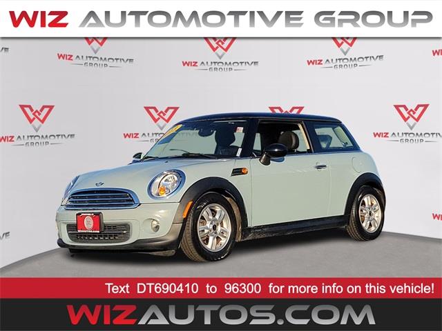 2013 Mini Cooper Base, available for sale in Stratford, Connecticut | Wiz Leasing Inc. Stratford, Connecticut