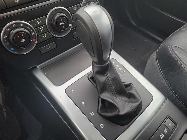 2013 Land Rover Lr2 Base, available for sale in Stratford, Connecticut | Wiz Leasing Inc. Stratford, Connecticut 2013 Land Rover Lr2 Base, available for sale in Stratford, Connecticut | Wiz Leasing Inc. Stratford, Connecticut