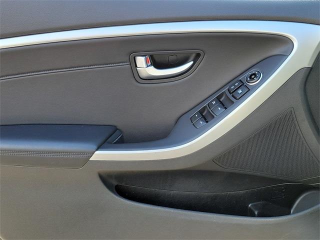 2015 Hyundai Elantra Gt Base, available for sale in Stratford, Connecticut | Wiz Leasing Inc. Stratford, Connecticut 2015 Hyundai Elantra Gt Base, available for sale in Stratford, Connecticut | Wiz Leasing Inc. Stratford, Connecticut