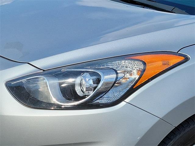 2015 Hyundai Elantra Gt Base, available for sale in Stratford, Connecticut | Wiz Leasing Inc. Stratford, Connecticut 2015 Hyundai Elantra Gt Base, available for sale in Stratford, Connecticut | Wiz Leasing Inc. Stratford, Connecticut