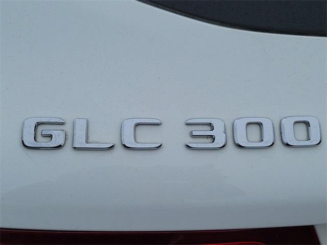 2018 Mercedes-benz Glc GLC 300, available for sale in Stratford, Connecticut | Wiz Leasing Inc. Stratford, Connecticut 2018 Mercedes-benz Glc GLC 300, available for sale in Stratford, Connecticut | Wiz Leasing Inc. Stratford, Connecticut