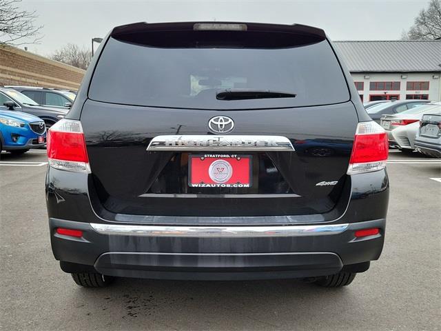 2013 Toyota Highlander Base Plus V6, available for sale in Stratford, Connecticut | Wiz Leasing Inc. Stratford, Connecticut 2013 Toyota Highlander Base Plus V6, available for sale in Stratford, Connecticut | Wiz Leasing Inc. Stratford, Connecticut
