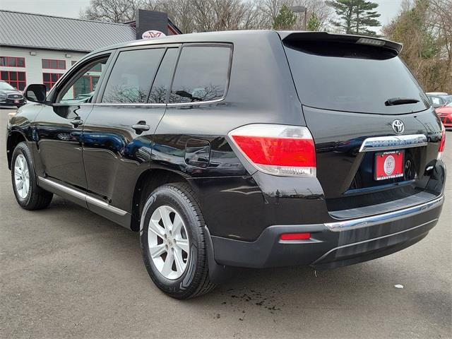 2013 Toyota Highlander Base Plus V6, available for sale in Stratford, Connecticut | Wiz Leasing Inc. Stratford, Connecticut 2013 Toyota Highlander Base Plus V6, available for sale in Stratford, Connecticut | Wiz Leasing Inc. Stratford, Connecticut