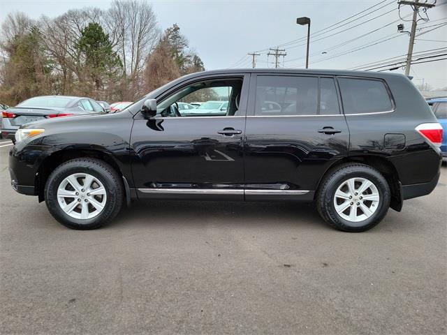 2013 Toyota Highlander Base Plus V6, available for sale in Stratford, Connecticut | Wiz Leasing Inc. Stratford, Connecticut 2013 Toyota Highlander Base Plus V6, available for sale in Stratford, Connecticut | Wiz Leasing Inc. Stratford, Connecticut
