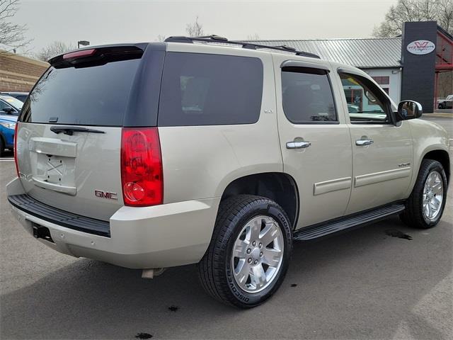 2013 GMC Yukon SLT, available for sale in Stratford, Connecticut | Wiz Leasing Inc. Stratford, Connecticut 2013 GMC Yukon SLT, available for sale in Stratford, Connecticut | Wiz Leasing Inc. Stratford, Connecticut
