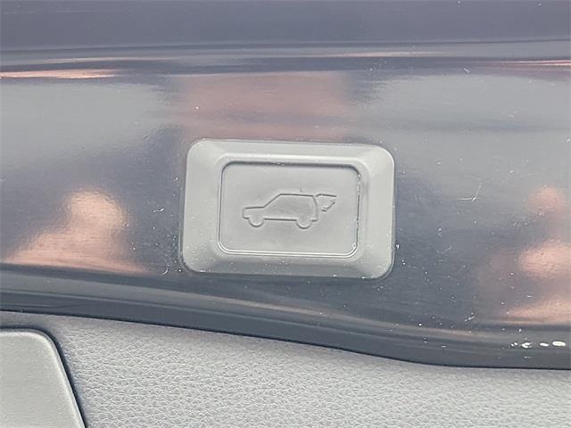2019 Toyota Rav4 Limited, available for sale in Stratford, Connecticut | Wiz Leasing Inc. Stratford, Connecticut 2019 Toyota Rav4 Limited, available for sale in Stratford, Connecticut | Wiz Leasing Inc. Stratford, Connecticut