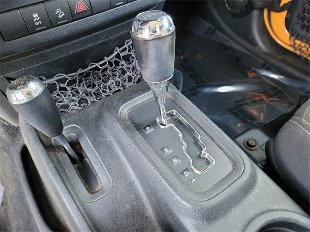 2013 Jeep Wrangler Unlimited Sahara, available for sale in Stratford, Connecticut | Wiz Leasing Inc. Stratford, Connecticut 2013 Jeep Wrangler Unlimited Sahara, available for sale in Stratford, Connecticut | Wiz Leasing Inc. Stratford, Connecticut