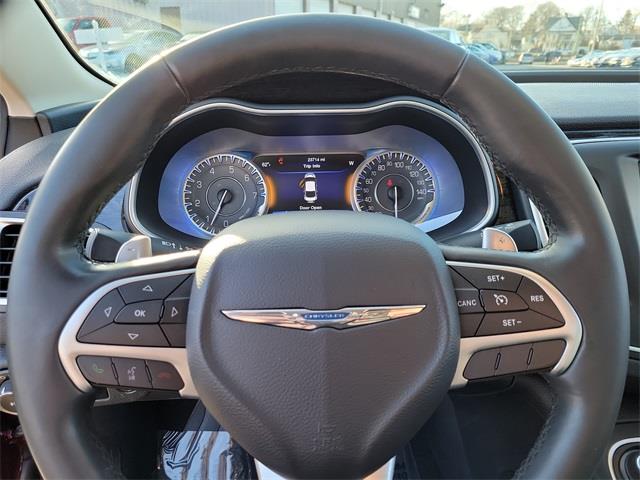 2015 Chrysler 200 C, available for sale in Stratford, Connecticut | Wiz Leasing Inc. Stratford, Connecticut 2015 Chrysler 200 C, available for sale in Stratford, Connecticut | Wiz Leasing Inc. Stratford, Connecticut