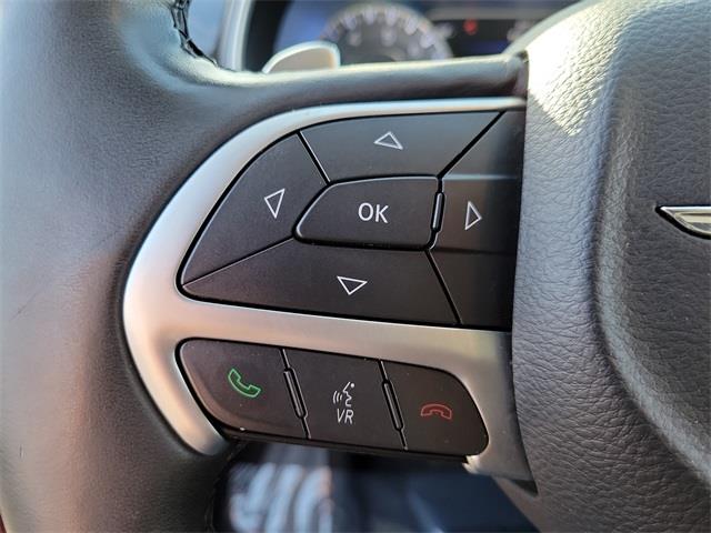2015 Chrysler 200 C, available for sale in Stratford, Connecticut | Wiz Leasing Inc. Stratford, Connecticut 2015 Chrysler 200 C, available for sale in Stratford, Connecticut | Wiz Leasing Inc. Stratford, Connecticut