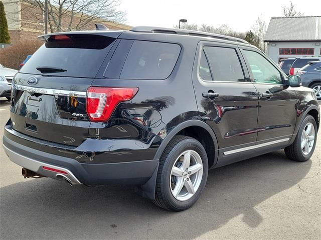 2017 Ford Explorer XLT, available for sale in Stratford, Connecticut | Wiz Leasing Inc. Stratford, Connecticut 2017 Ford Explorer XLT, available for sale in Stratford, Connecticut | Wiz Leasing Inc. Stratford, Connecticut