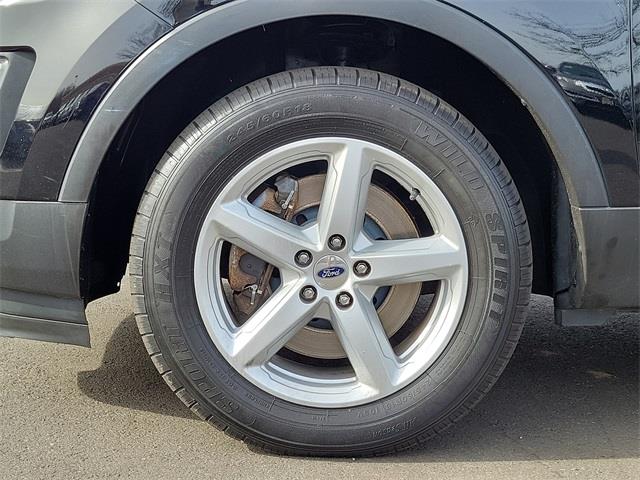 2017 Ford Explorer XLT, available for sale in Stratford, Connecticut | Wiz Leasing Inc. Stratford, Connecticut 2017 Ford Explorer XLT, available for sale in Stratford, Connecticut | Wiz Leasing Inc. Stratford, Connecticut