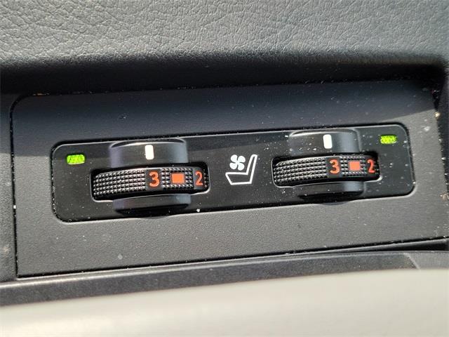 2010 Lexus Rx 350, available for sale in Stratford, Connecticut | Wiz Leasing Inc. Stratford, Connecticut 2010 Lexus Rx 350, available for sale in Stratford, Connecticut | Wiz Leasing Inc. Stratford, Connecticut