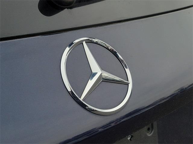 2018 Mercedes-benz Glc GLC 300, available for sale in Stratford, Connecticut | Wiz Leasing Inc. Stratford, Connecticut 2018 Mercedes-benz Glc GLC 300, available for sale in Stratford, Connecticut | Wiz Leasing Inc. Stratford, Connecticut