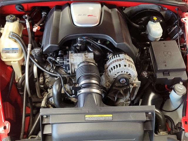 2004 Chevrolet Ssr Base, available for sale in Stratford, Connecticut | Wiz Leasing Inc. Stratford, Connecticut 2004 Chevrolet Ssr Base, available for sale in Stratford, Connecticut | Wiz Leasing Inc. Stratford, Connecticut