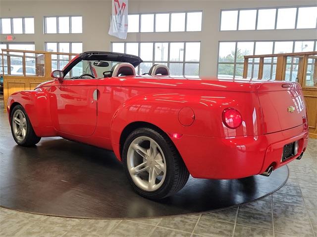 2004 Chevrolet Ssr Base, available for sale in Stratford, Connecticut | Wiz Leasing Inc. Stratford, Connecticut 2004 Chevrolet Ssr Base, available for sale in Stratford, Connecticut | Wiz Leasing Inc. Stratford, Connecticut
