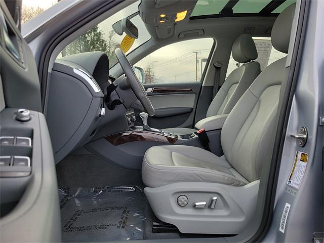 2016 Audi Q5 3.0T Premium Plus, available for sale in Stratford, Connecticut | Wiz Leasing Inc. Stratford, Connecticut 2016 Audi Q5 3.0T Premium Plus, available for sale in Stratford, Connecticut | Wiz Leasing Inc. Stratford, Connecticut