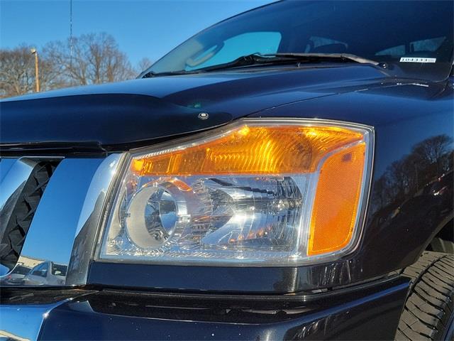 2011 Nissan Titan SV, available for sale in Stratford, Connecticut | Wiz Leasing Inc. Stratford, Connecticut 2011 Nissan Titan SV, available for sale in Stratford, Connecticut | Wiz Leasing Inc. Stratford, Connecticut