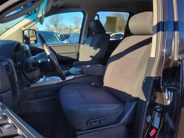 2011 Nissan Titan SV, available for sale in Stratford, Connecticut | Wiz Leasing Inc. Stratford, Connecticut 2011 Nissan Titan SV, available for sale in Stratford, Connecticut | Wiz Leasing Inc. Stratford, Connecticut