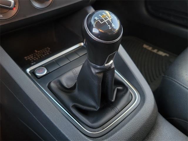2017 Volkswagen Jetta 1.4T SE, available for sale in Stratford, Connecticut | Wiz Leasing Inc. Stratford, Connecticut 2017 Volkswagen Jetta 1.4T SE, available for sale in Stratford, Connecticut | Wiz Leasing Inc. Stratford, Connecticut