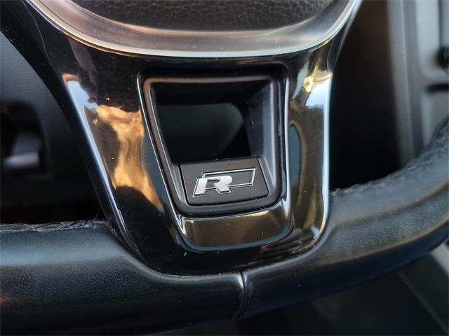 2017 Volkswagen Jetta 1.4T SE, available for sale in Stratford, Connecticut | Wiz Leasing Inc. Stratford, Connecticut 2017 Volkswagen Jetta 1.4T SE, available for sale in Stratford, Connecticut | Wiz Leasing Inc. Stratford, Connecticut