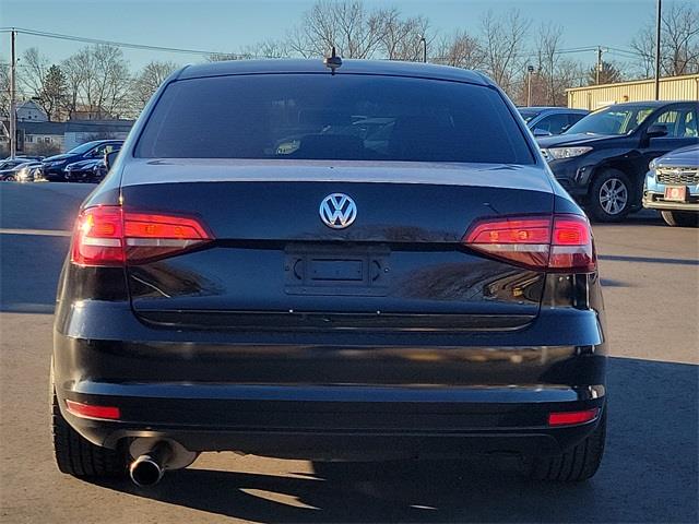 2017 Volkswagen Jetta 1.4T SE, available for sale in Stratford, Connecticut | Wiz Leasing Inc. Stratford, Connecticut 2017 Volkswagen Jetta 1.4T SE, available for sale in Stratford, Connecticut | Wiz Leasing Inc. Stratford, Connecticut