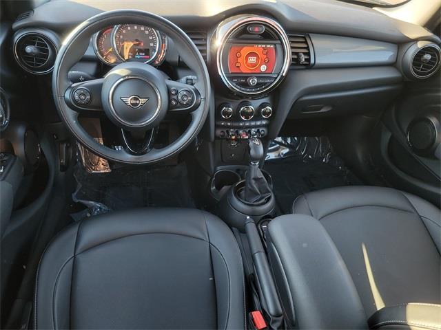 2019 Mini Cooper Oxford Edition, available for sale in Stratford, Connecticut | Wiz Leasing Inc. Stratford, Connecticut 2019 Mini Cooper Oxford Edition, available for sale in Stratford, Connecticut | Wiz Leasing Inc. Stratford, Connecticut