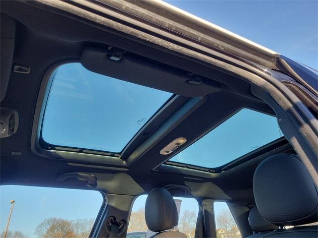 2019 Mini Cooper Oxford Edition, available for sale in Stratford, Connecticut | Wiz Leasing Inc. Stratford, Connecticut 2019 Mini Cooper Oxford Edition, available for sale in Stratford, Connecticut | Wiz Leasing Inc. Stratford, Connecticut