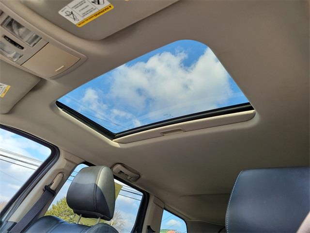 2008 Jeep Grand Cherokee SRT8, available for sale in Stratford, Connecticut | Wiz Leasing Inc. Stratford, Connecticut 2008 Jeep Grand Cherokee SRT8, available for sale in Stratford, Connecticut | Wiz Leasing Inc. Stratford, Connecticut