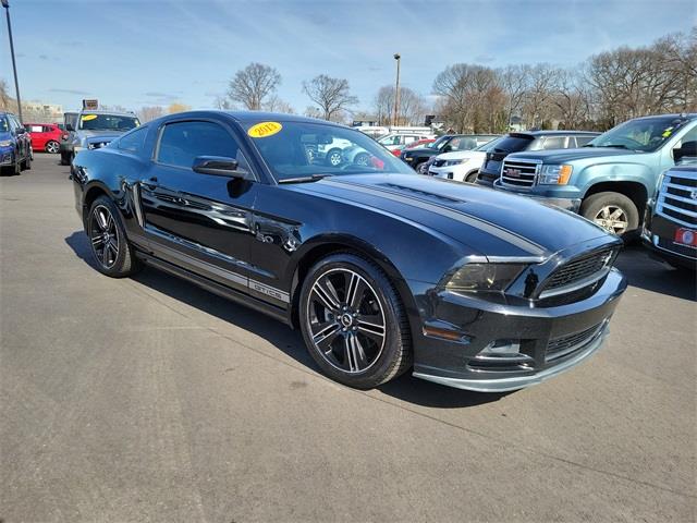 2013 Ford Mustang GT, available for sale in Stratford, Connecticut | Wiz Leasing Inc. Stratford, Connecticut 2013 Ford Mustang GT, available for sale in Stratford, Connecticut | Wiz Leasing Inc. Stratford, Connecticut