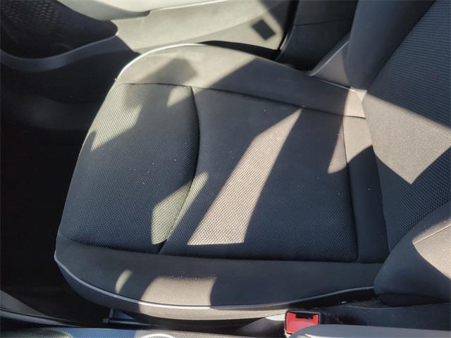 2016 Fiat 500x Easy, available for sale in Stratford, Connecticut | Wiz Leasing Inc. Stratford, Connecticut 2016 Fiat 500x Easy, available for sale in Stratford, Connecticut | Wiz Leasing Inc. Stratford, Connecticut