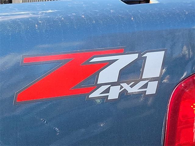 2013 GMC Sierra 1500 SLE, available for sale in Stratford, Connecticut | Wiz Leasing Inc. Stratford, Connecticut 2013 GMC Sierra 1500 SLE, available for sale in Stratford, Connecticut | Wiz Leasing Inc. Stratford, Connecticut